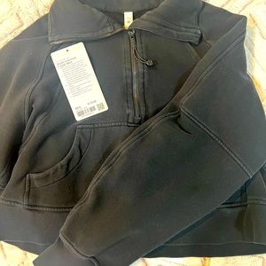 Black Quarter Zip Cropped Scuba.